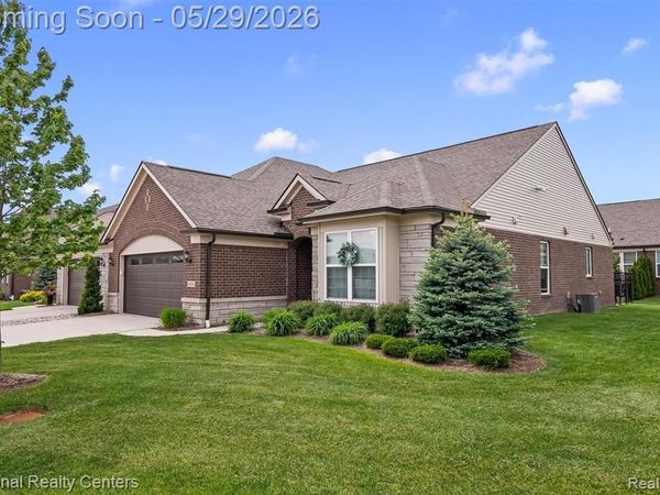 40605 Aster Court, Clinton Twp, MI 48036