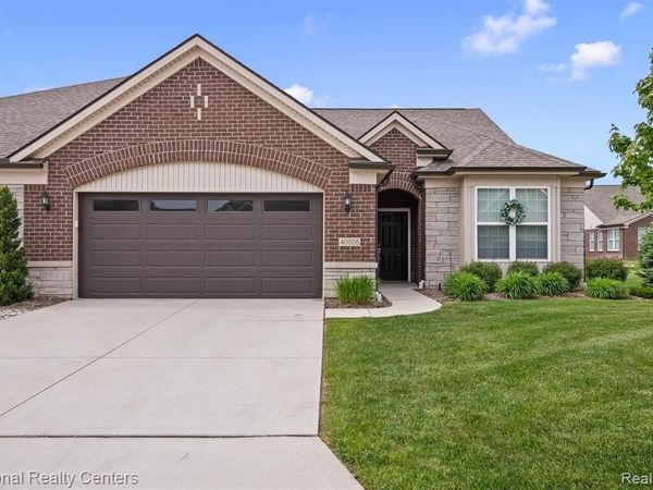 40605 Aster Court, Clinton Twp, MI 48036