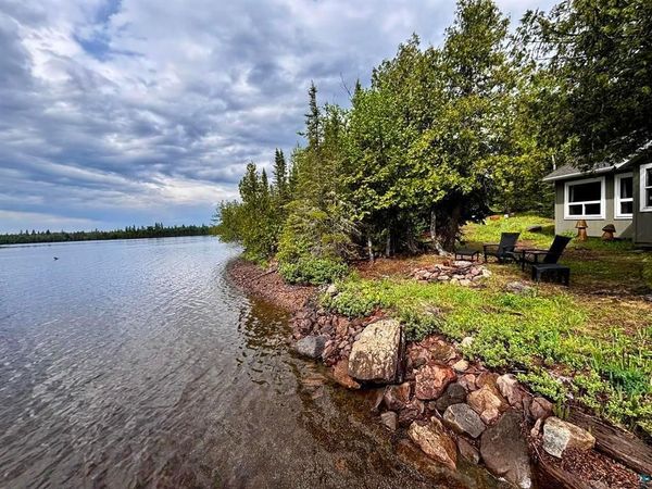 89 Boulder Boulevard, Hovland, MN 55606