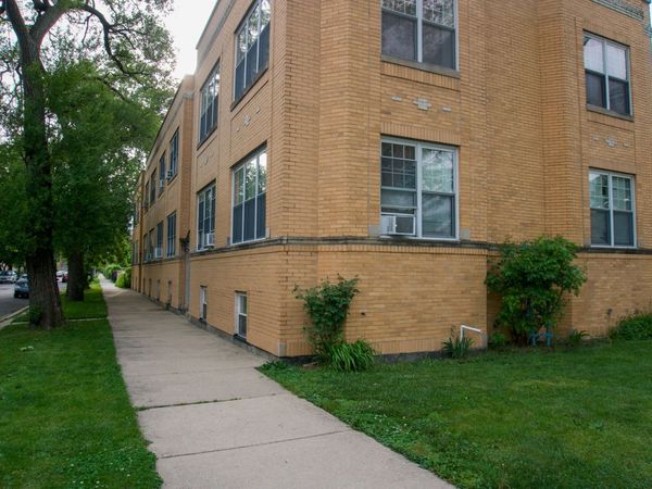 6932 W Medill Avenue, Unit 1C, Chicago, IL 60707