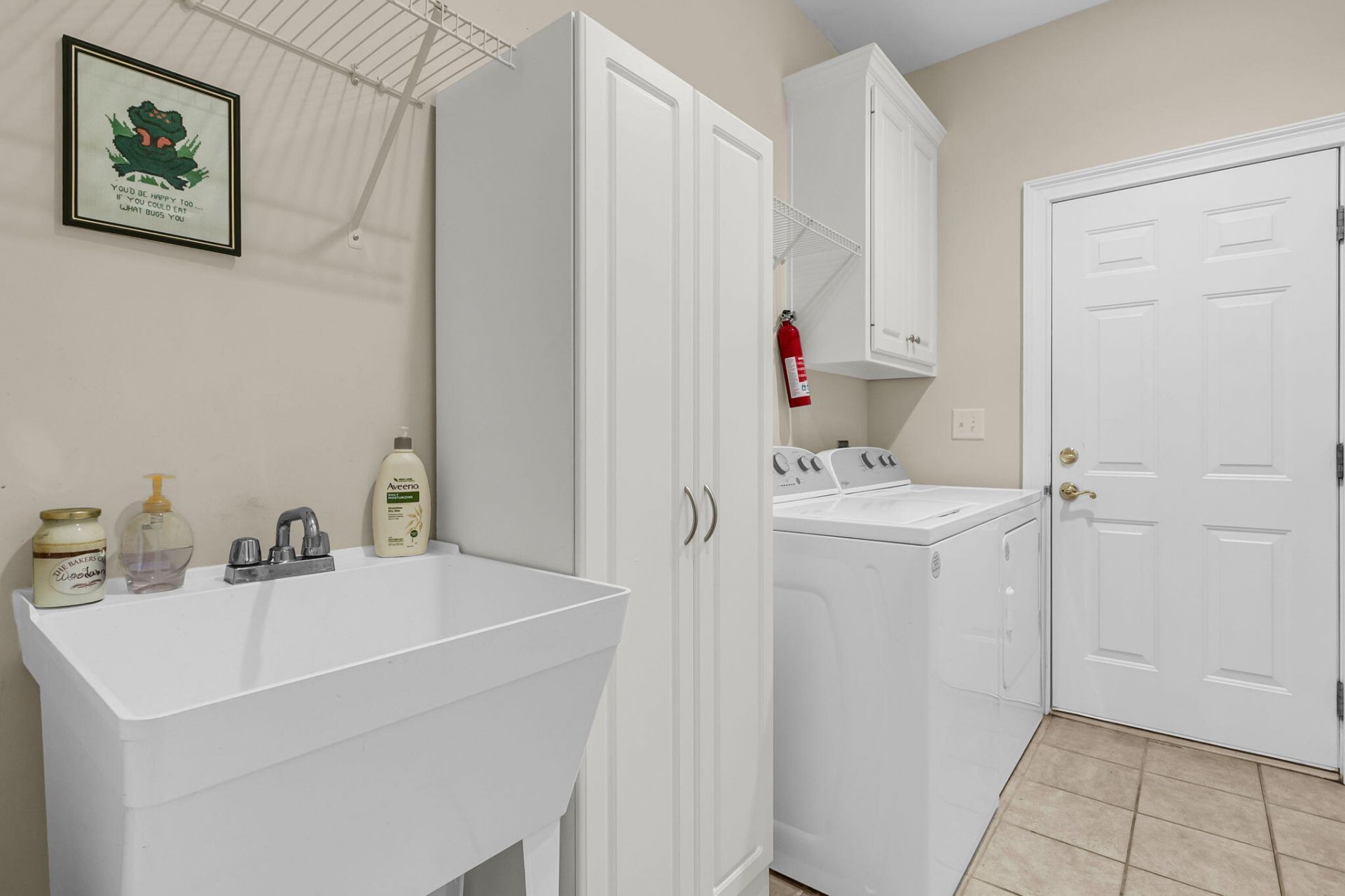 8729 Herons Walk Photo 35