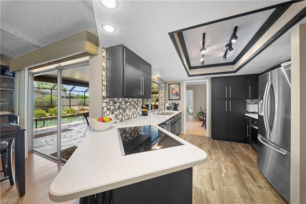8713 Crest Ln, Fort Myers, FL 33907 Photo