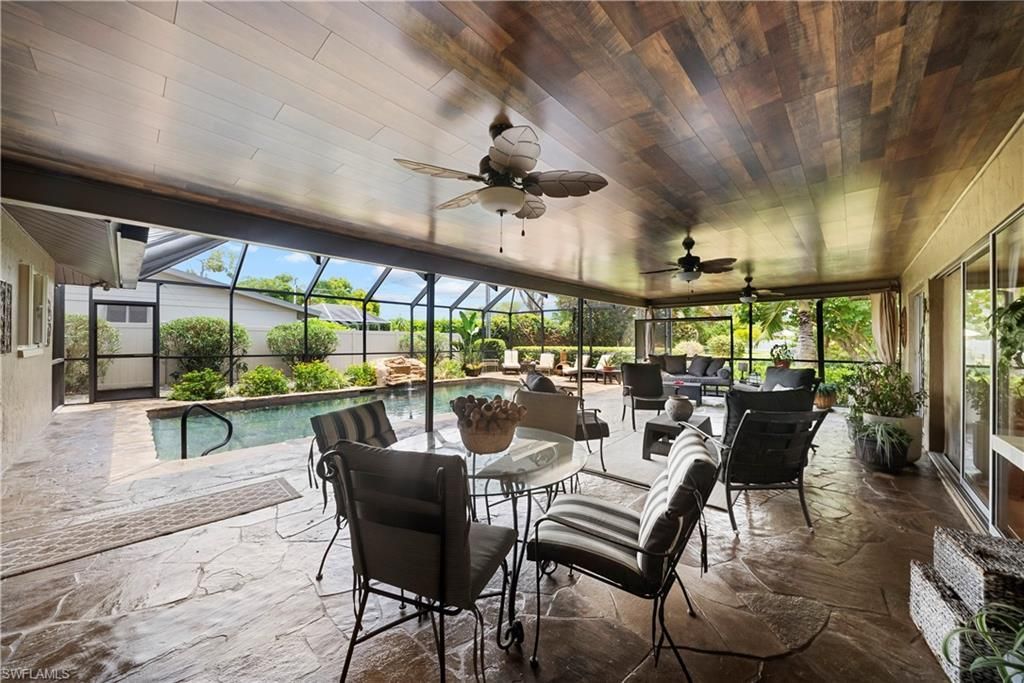 8713 Crest Ln, Fort Myers, FL 33907 Photo