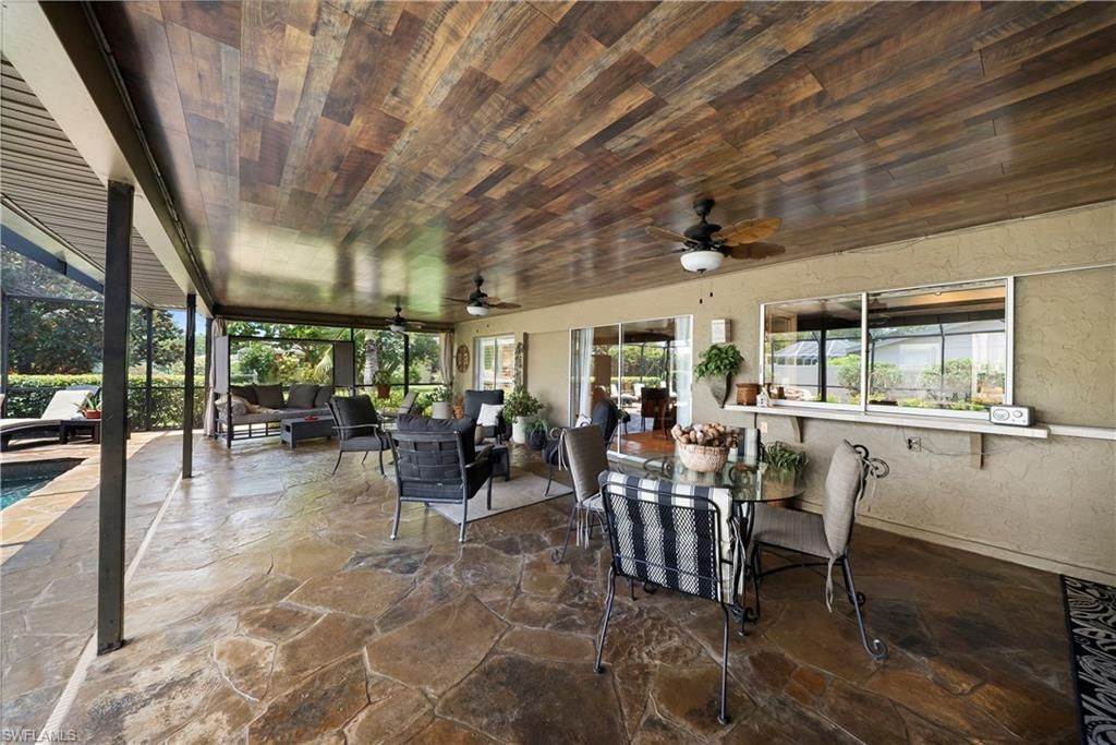 8713 Crest Ln, Fort Myers, FL 33907 Photo