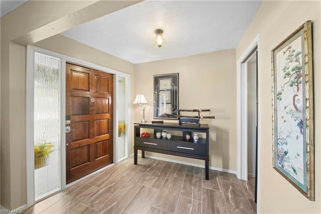 8713 Crest Ln, Fort Myers, FL 33907 Photo