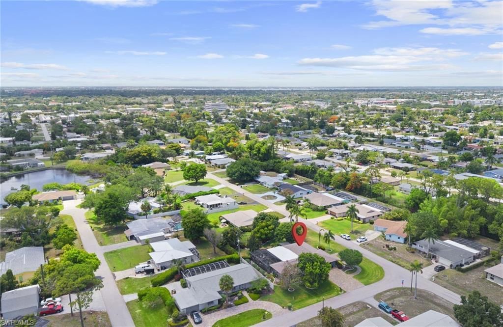 8713 Crest Ln, Fort Myers, FL 33907 Photo