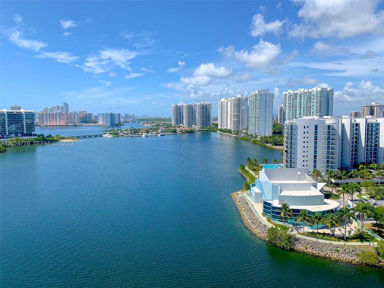 3370 Hidden Bay Dr , Unit 1814, Aventura, FL 33180 Photo
