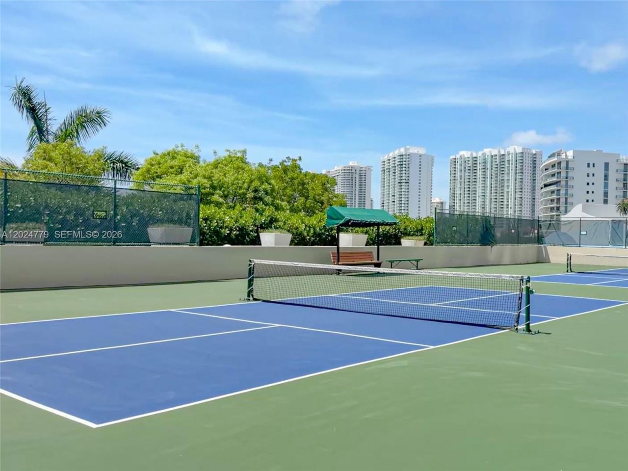 3370 Hidden Bay Dr , Unit 1814, Aventura, FL 33180 Photo