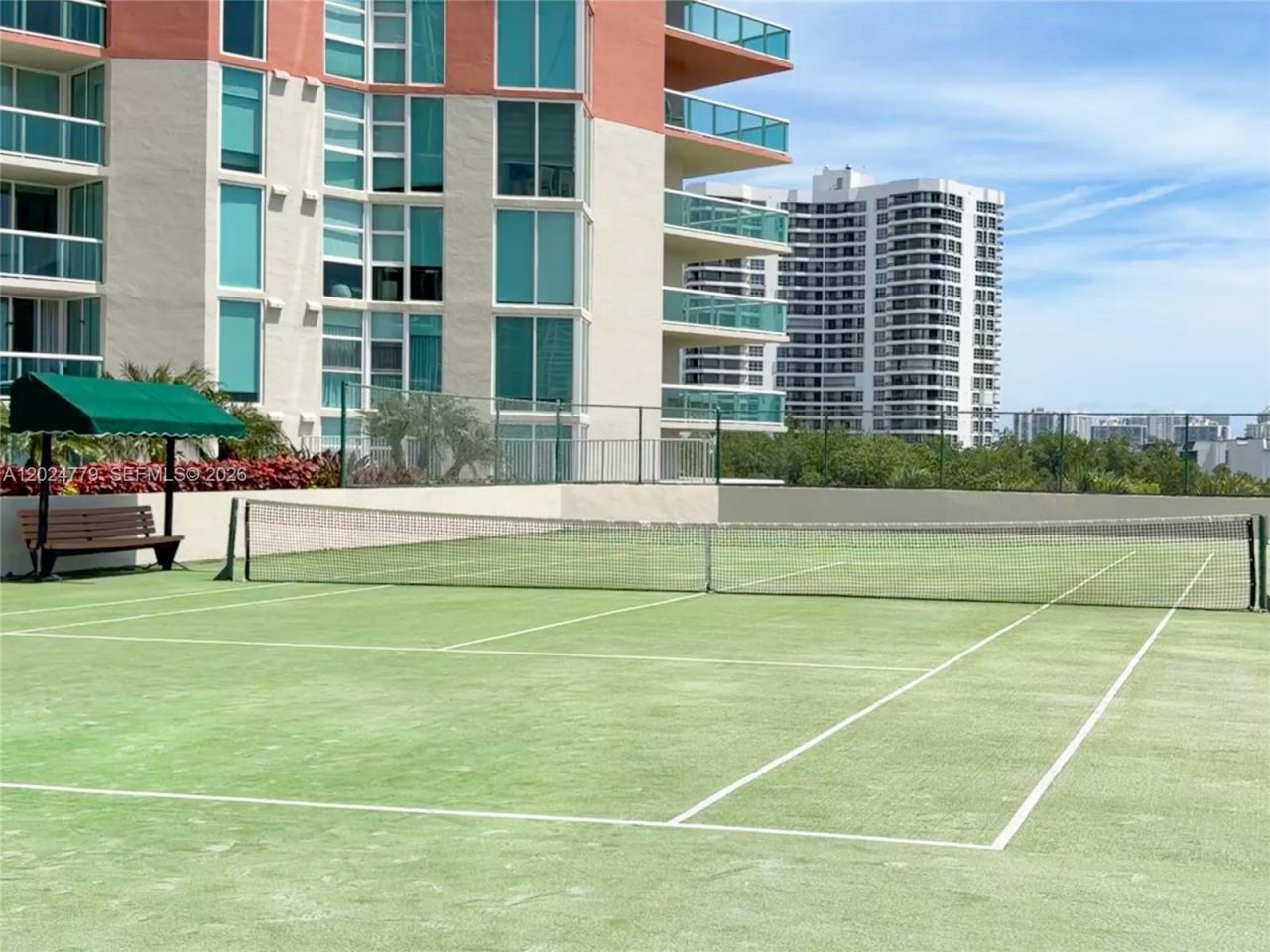 3370 Hidden Bay Dr , Unit 1814, Aventura, FL 33180 Photo