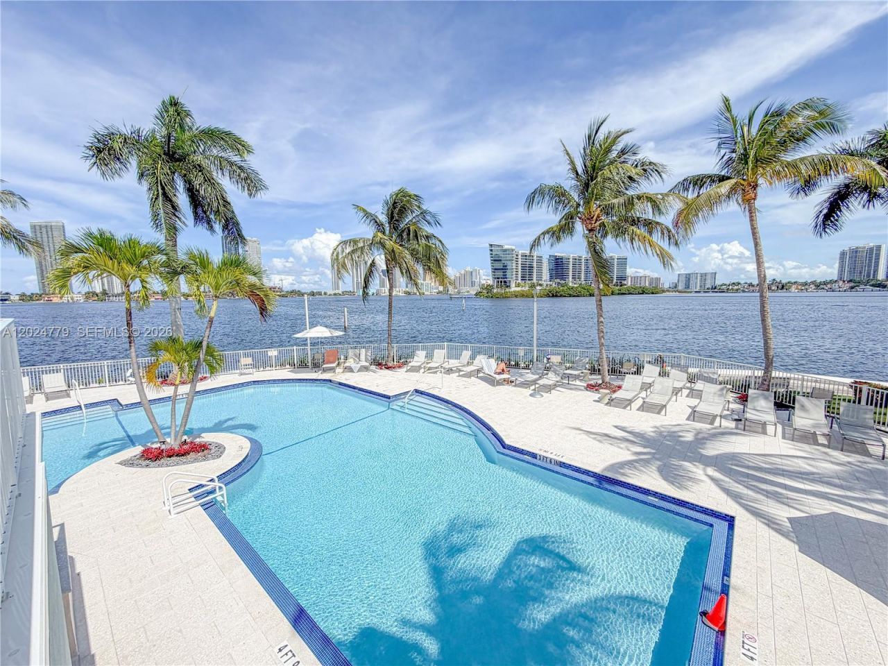 3370 Hidden Bay Dr , Unit 1814, Aventura, FL 33180 Photo