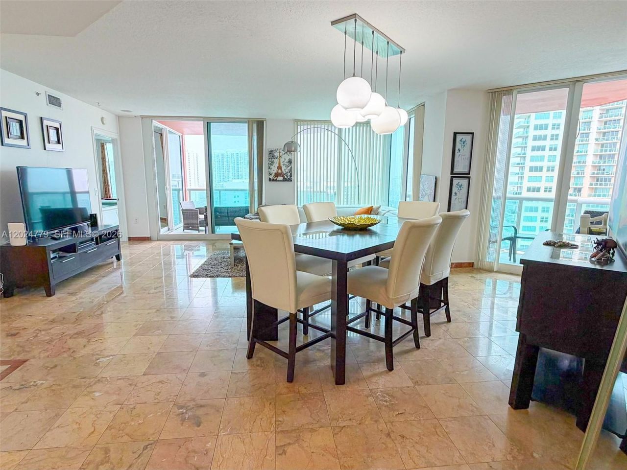 3370 Hidden Bay Dr , Unit 1814, Aventura, FL 33180 Photo