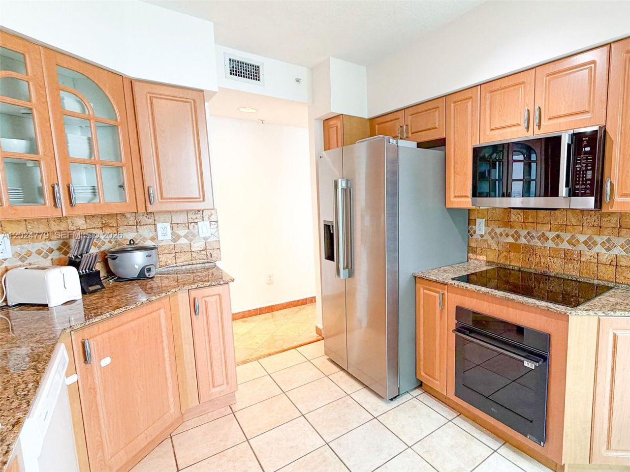 3370 Hidden Bay Dr , Unit 1814, Aventura, FL 33180 Photo