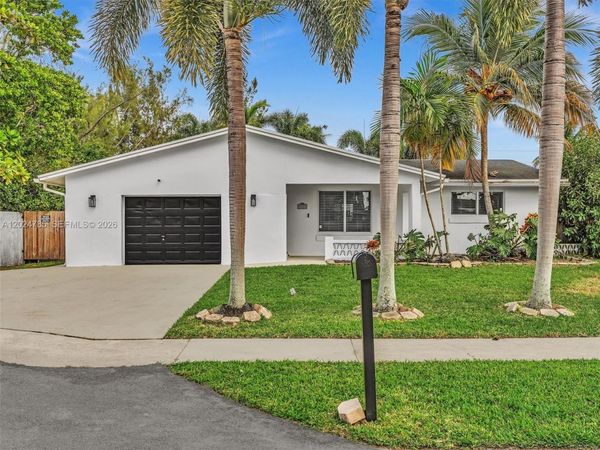 4500 SW 42nd Ter , Dania Beach, FL 33314