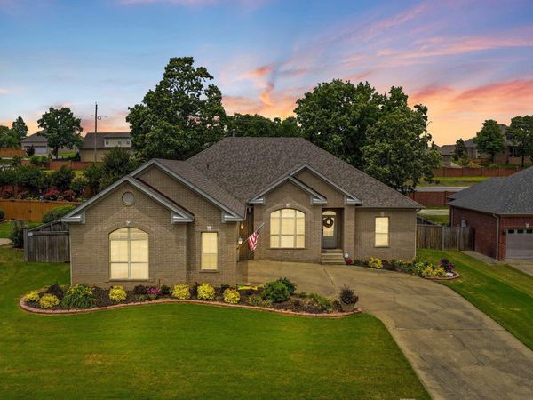 9316 Wooded Acres Cir , Sherwood, AR 72120