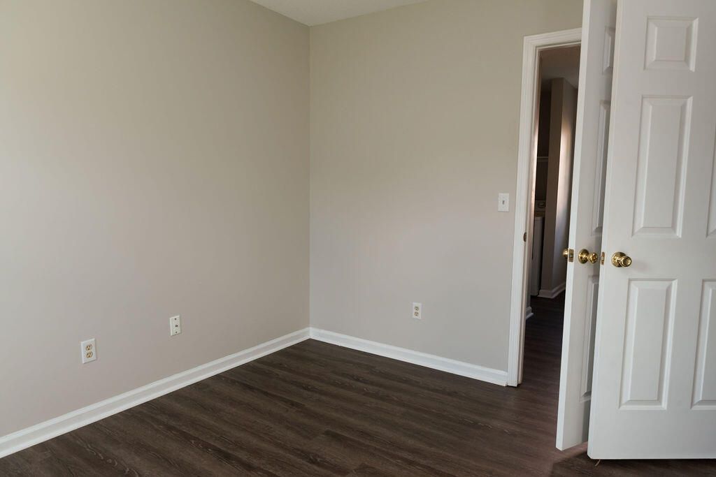 43 Woodleaf Court Photo 11