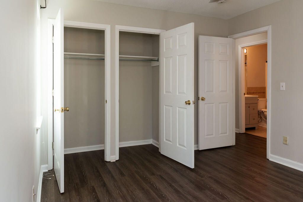 43 Woodleaf Court Photo 15