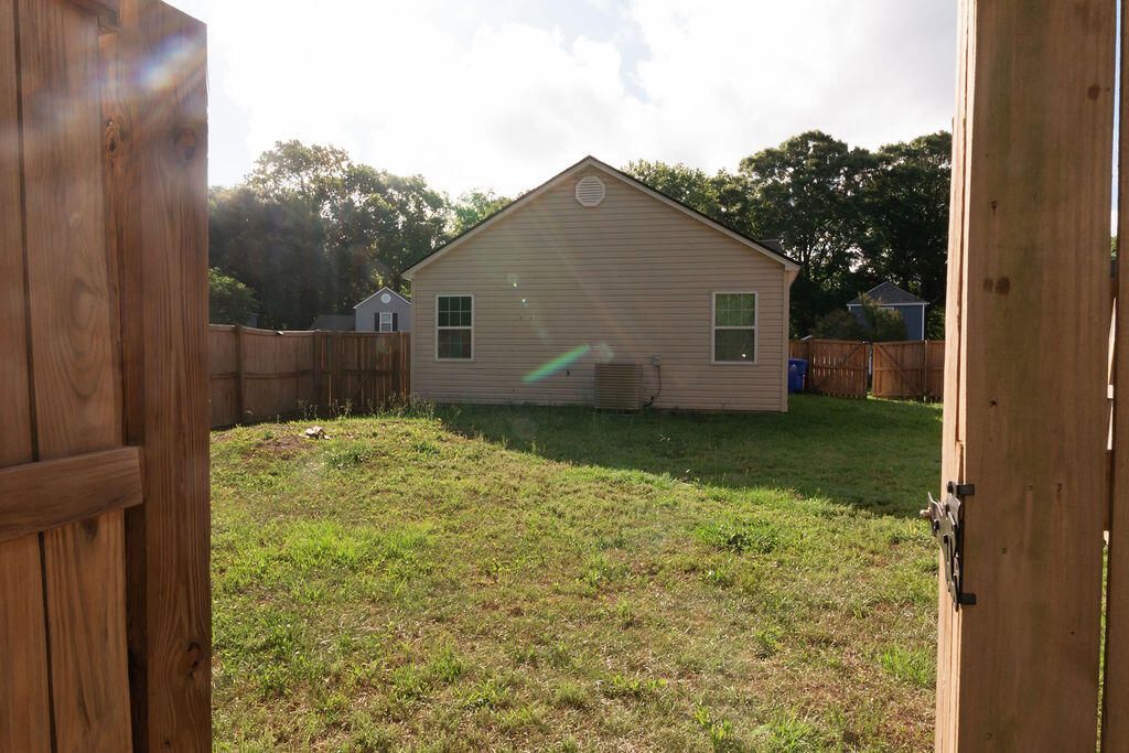 43 Woodleaf Court Photo 25
