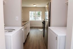 43 Woodleaf Court photo 4
