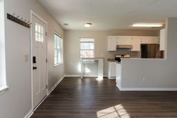 43 Woodleaf Court photo 4