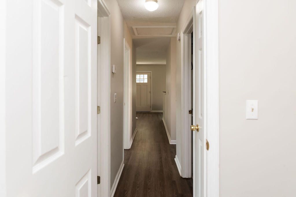 43 Woodleaf Court Photo 8