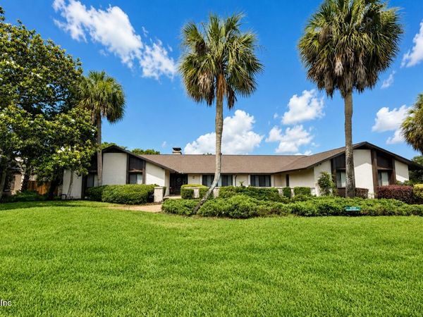8166 HUNTERS GROVE Road, Jacksonville, FL 32256