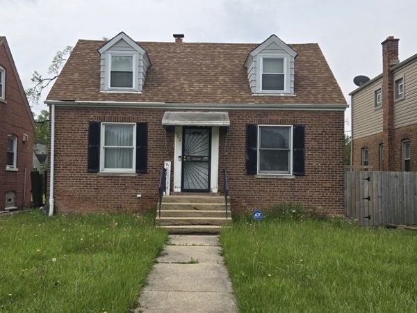 102 E 150th Street , Harvey, IL 60426