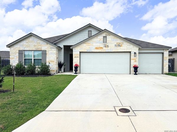 2018 Reserve Way, New Braunfels, TX 78130