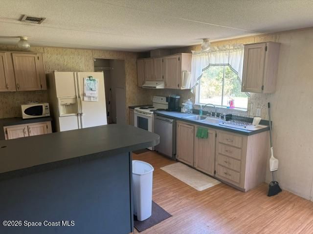 900 Camp Road , Cocoa, FL 32927 Photo