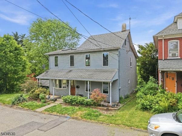 139 N Prospect St, Lopatcong, NJ 08865