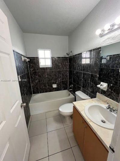 2411 NW 65th St, Miami, FL 33147 Photo