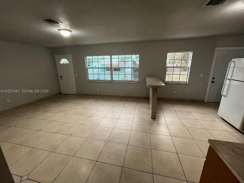 2411 NW 65th St, Miami, FL 33147 Photo