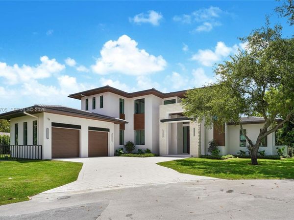 9405 SW 72nd Ct , Pinecrest, FL 33156