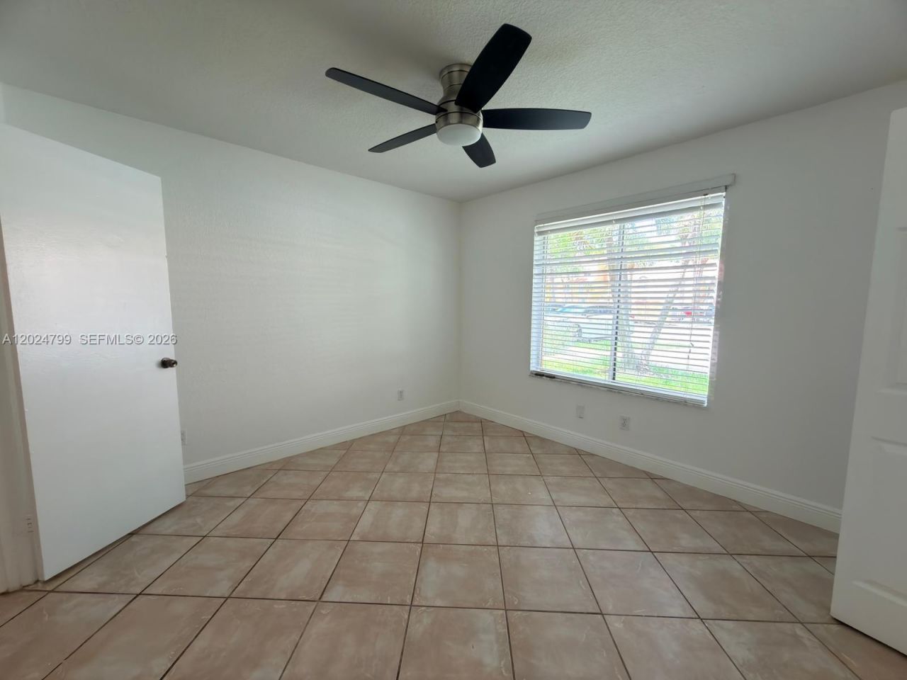 1025 Coral Club Dr, Unit 1025, Coral Springs, FL 33071 Photo