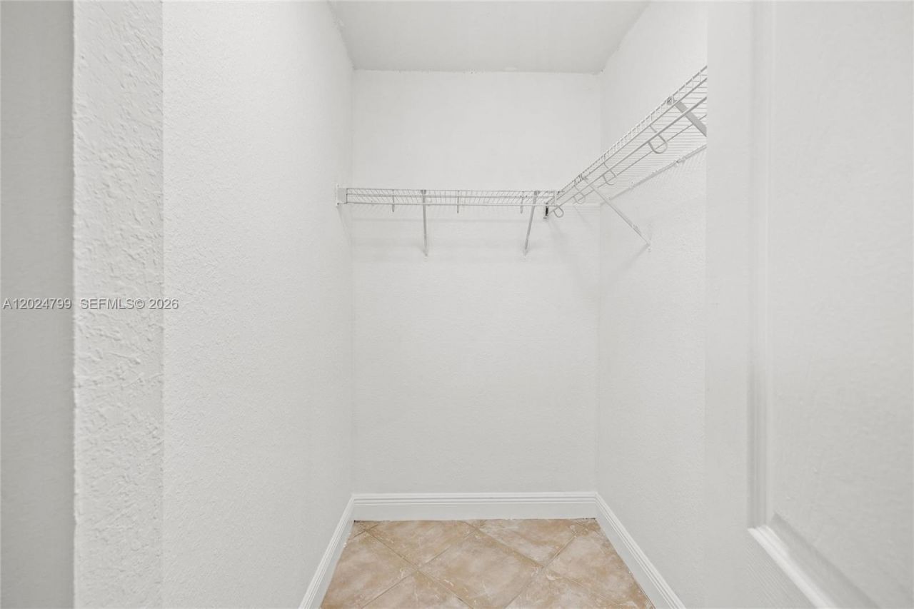 1025 Coral Club Dr, Unit 1025, Coral Springs, FL 33071 Photo