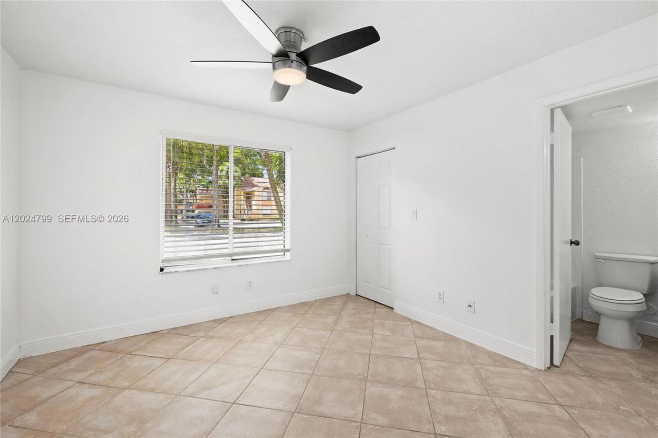 1025 Coral Club Dr, Unit 1025, Coral Springs, FL 33071 Photo