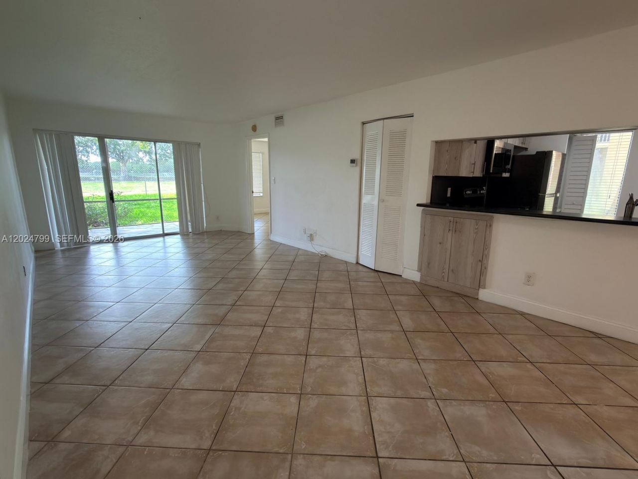 1025 Coral Club Dr, Unit 1025, Coral Springs, FL 33071 Photo