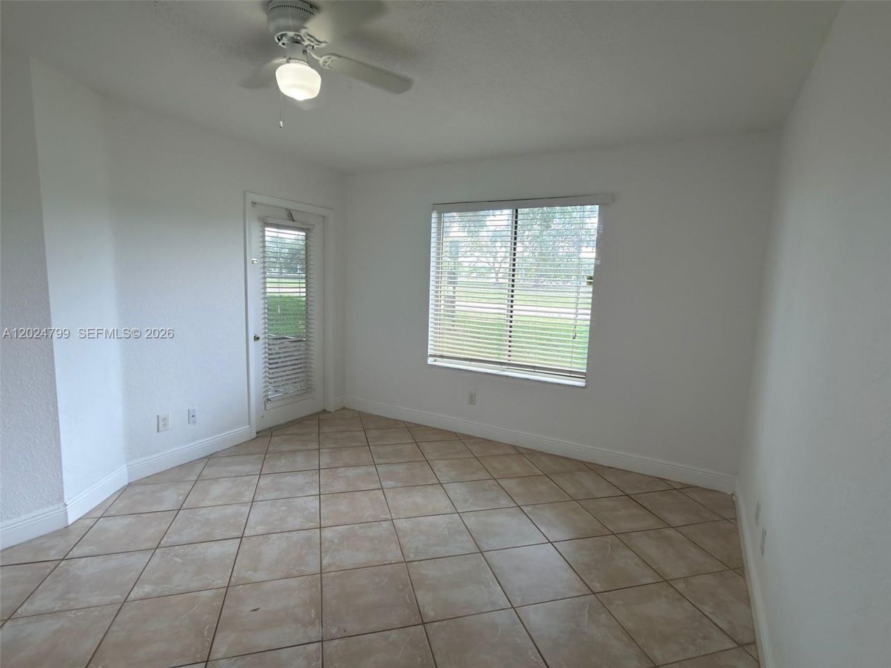 1025 Coral Club Dr, Unit 1025, Coral Springs, FL 33071 Photo