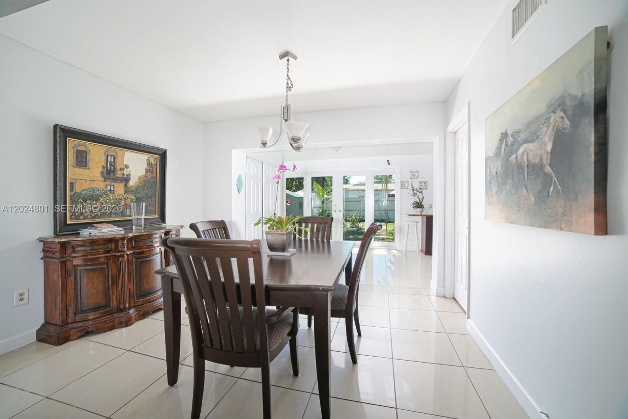 1380 71st St , Unit 1380, Miami Beach, FL 33141 Photo