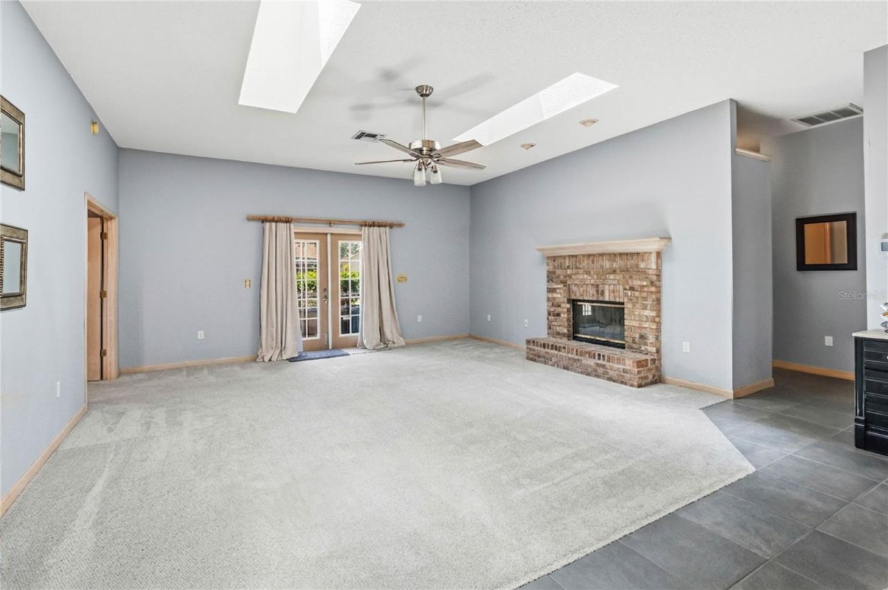 636 Adriane Park Circle, Kissimmee, FL 34744 Photo