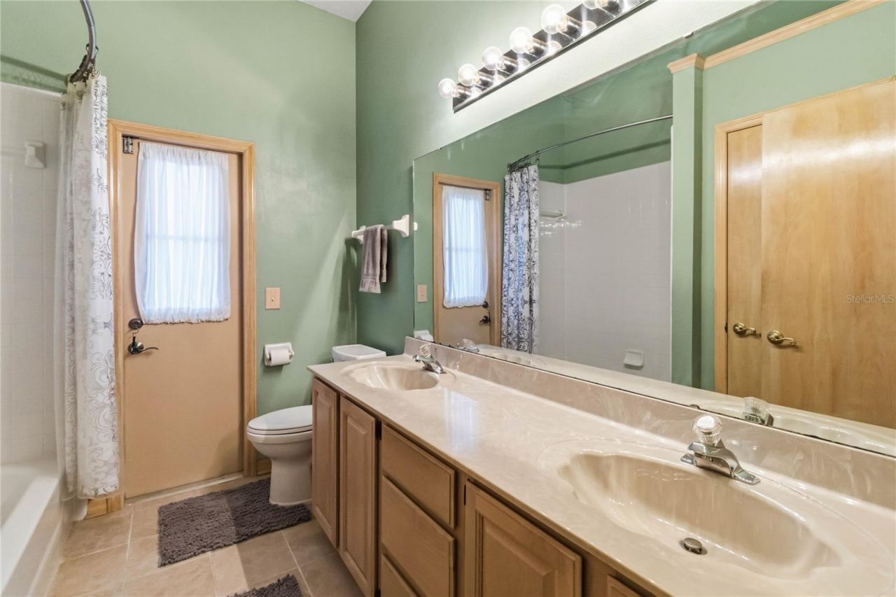 636 Adriane Park Circle, Kissimmee, FL 34744 Photo