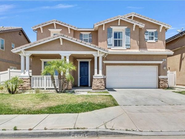 906 Sparrow, Perris, CA 92571