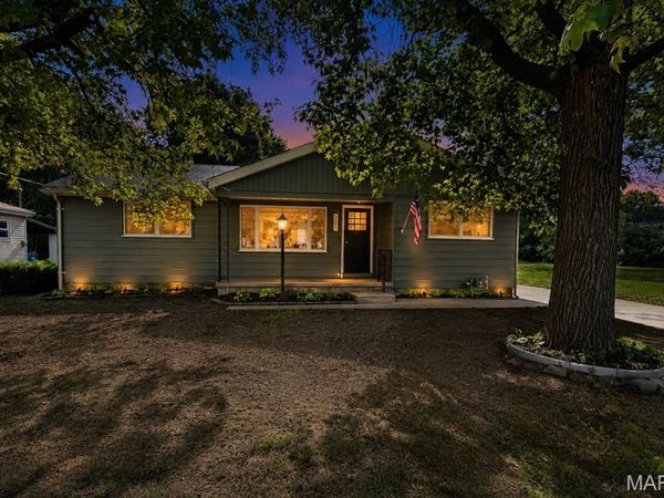 701 Poplar Street, Highland, IL 62249