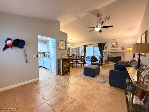 8665 Prairie Hill Drive , Las Vegas, NV 89134