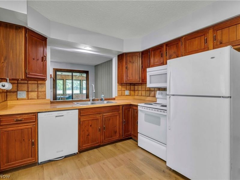 6635 Taylor Road, Painesville, OH 44077 Photo 16