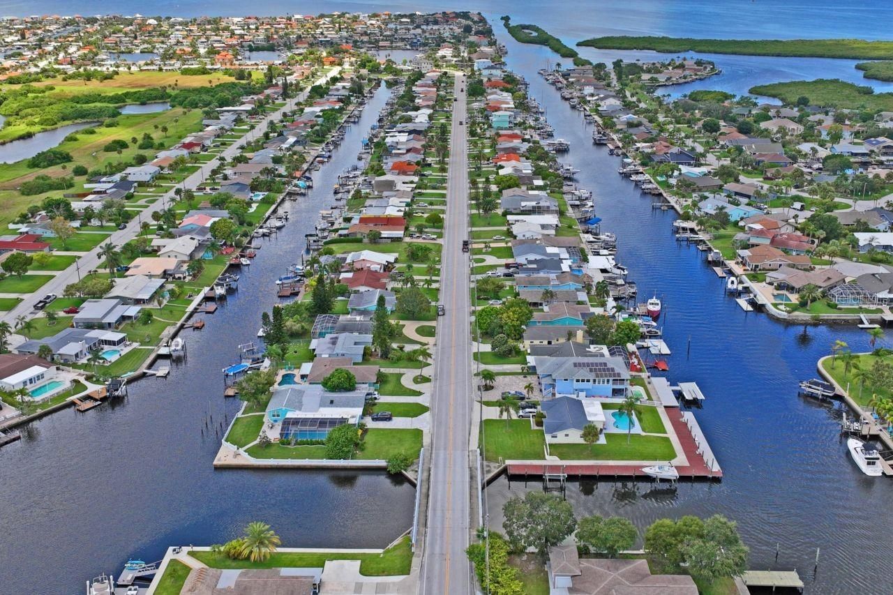 4903 Blue Heron Drive , New Port Richey, FL 34652 Photo