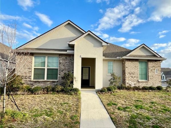 7535 1ST LAKE Drive , Slidell, LA 70461