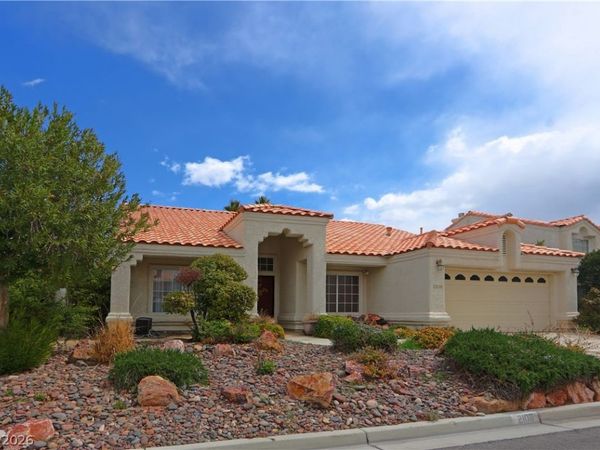 2108 Crestpoint Way , Las Vegas, NV 89134