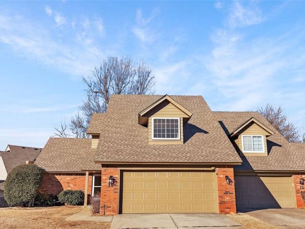 15 Coventry Court, Edmond, OK 73012