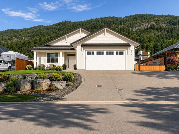 539 Greenwell Dr , Lake Cowichan, BC V0R 2G1
