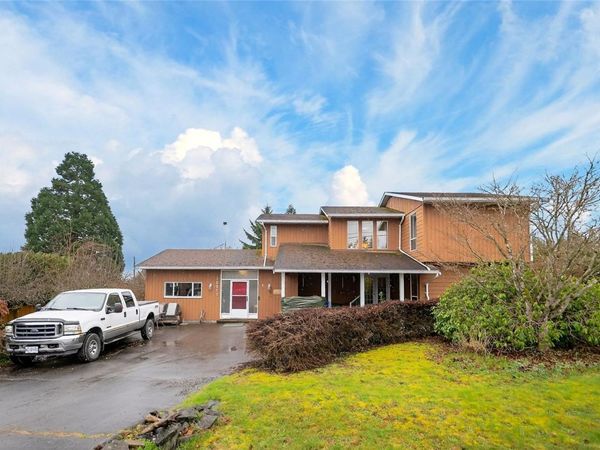 10875 Grandview Rd , Saltair, BC V0R 2E0